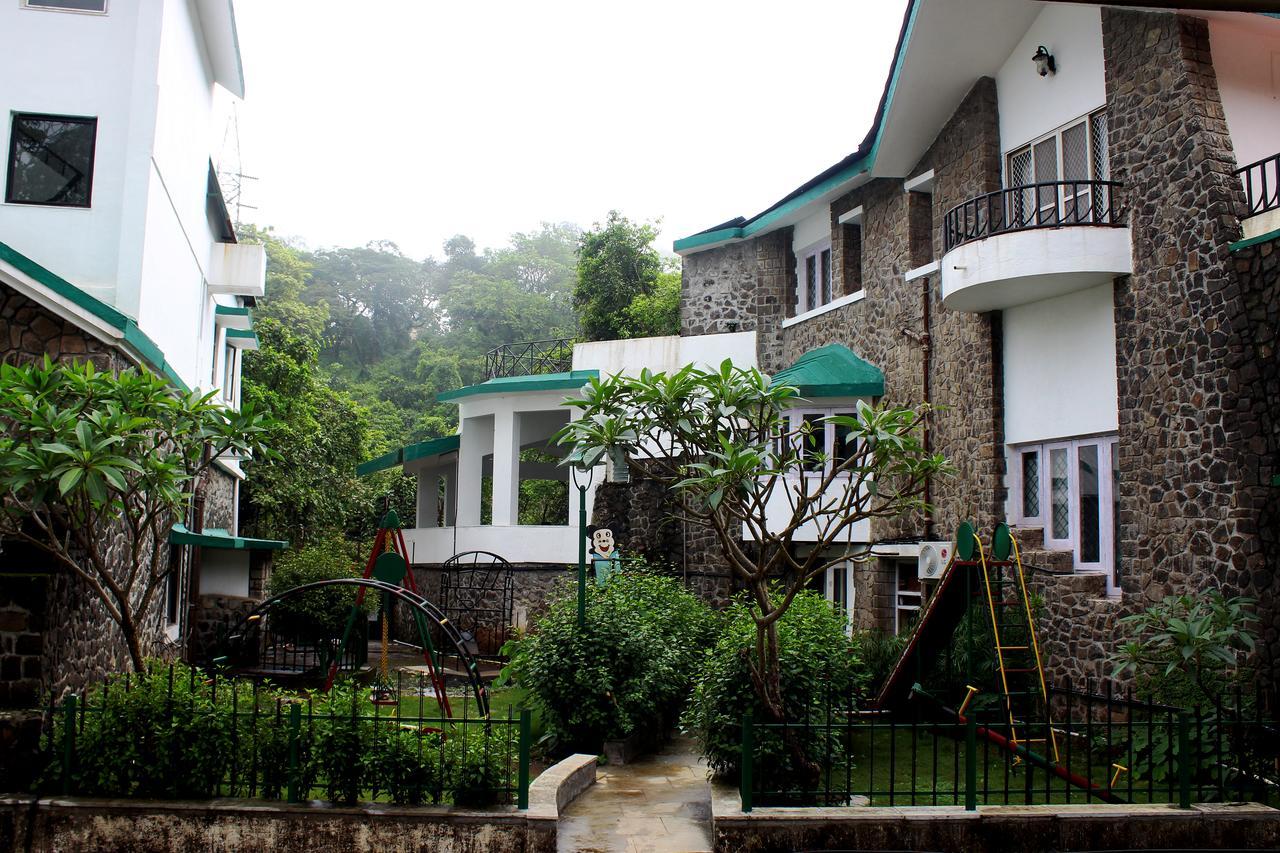 Velvet County Resort & Spa Lonavala Ngoại thất bức ảnh
